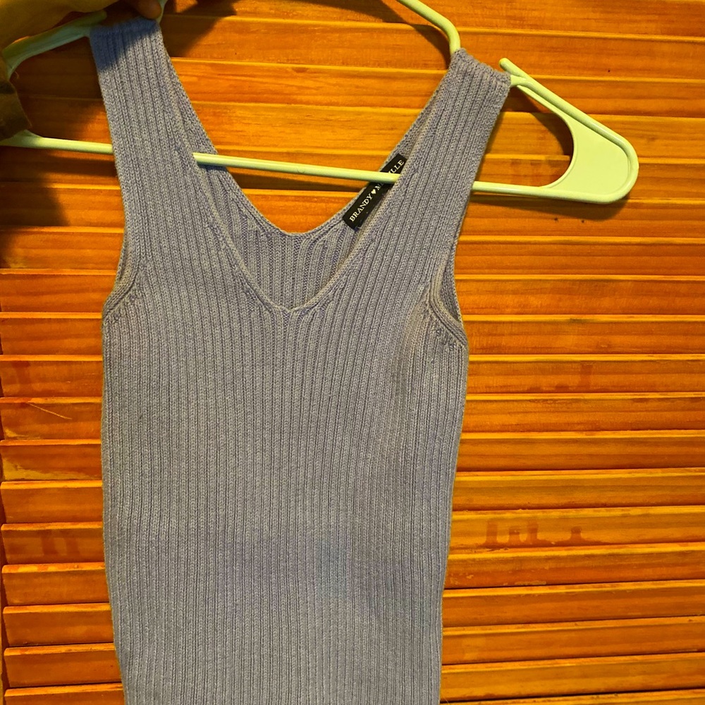 Brandy Melville knitted crop shirt
